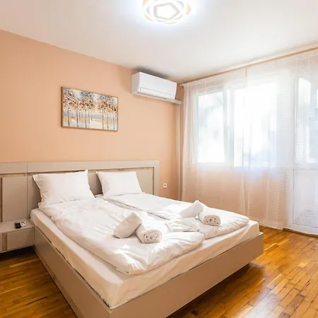 Апартаменты Family - 3 Bedrooms Варна